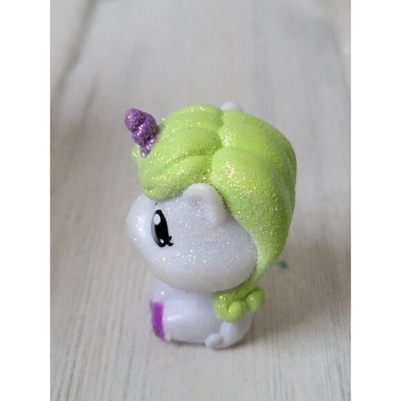 XO glitter unicorn green purple toy figure mythical - Picture 3 of 5